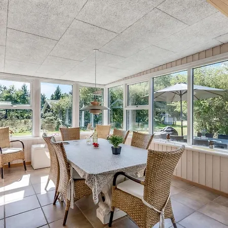 Yall - 1km From The Sea By Interhome