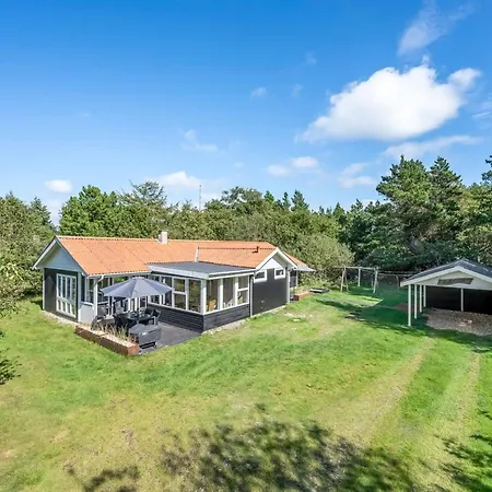 度假居 Yall - 1km From The Sea By Interhome *