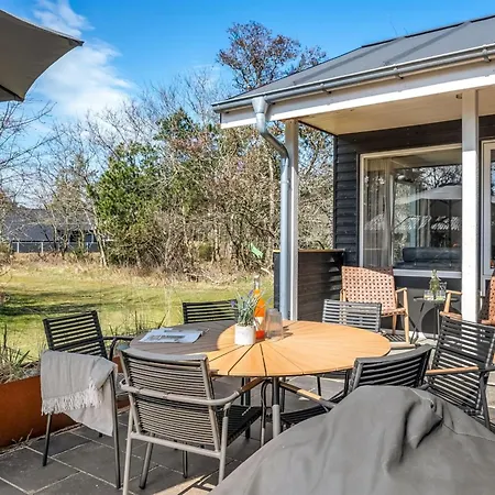 Ferienhaus Yall - 1km From The Sea By Interhome *