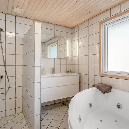 Dom wakacyjny Yall - 1km From The Sea By Interhome Vejers Strand