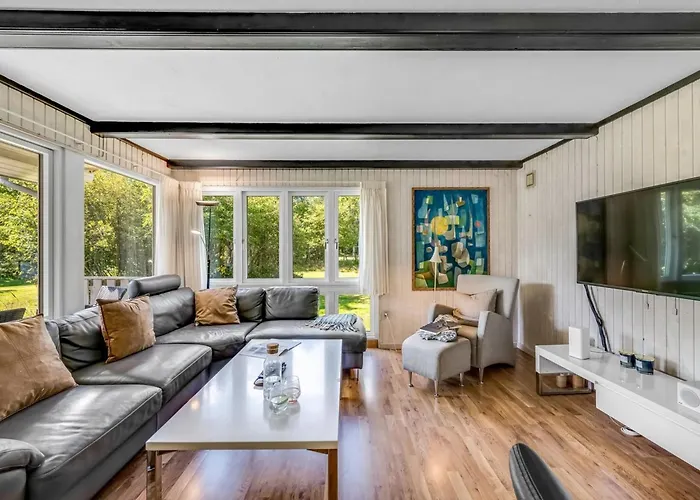 Holiday home Yall - 1km From The Sea By Interhome