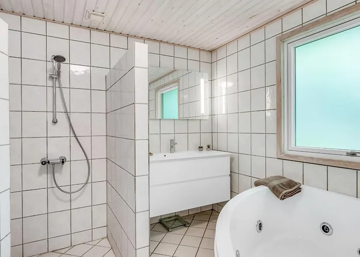 Yall - 1km From The Sea By Interhome *